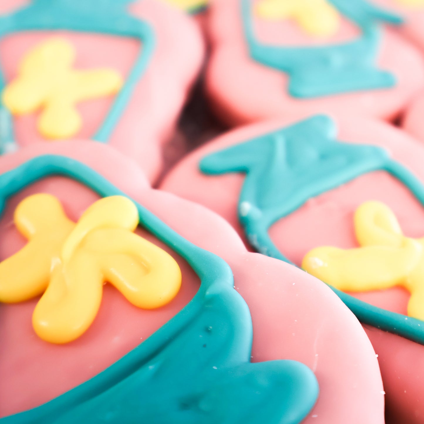 Lava Lamp 90's Decorated Cookie